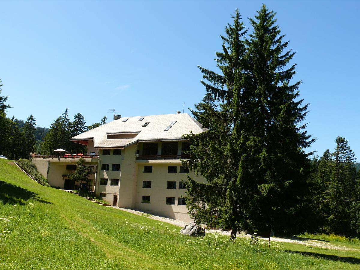 Hotel Cartusia Sarcenas Экстерьер фото