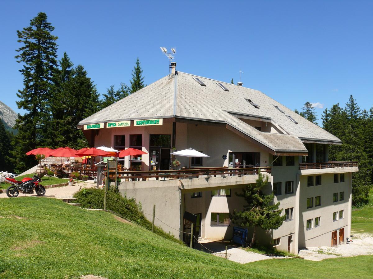 Hotel Cartusia Sarcenas Экстерьер фото