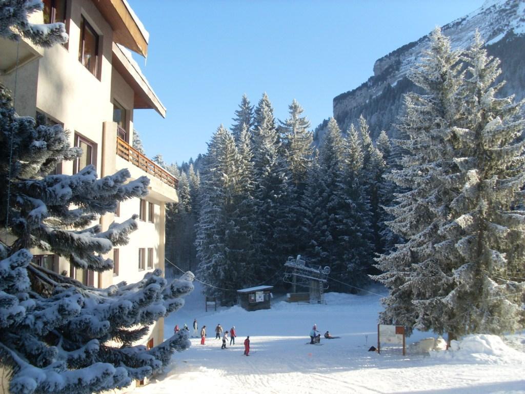 Hotel Cartusia Sarcenas Экстерьер фото